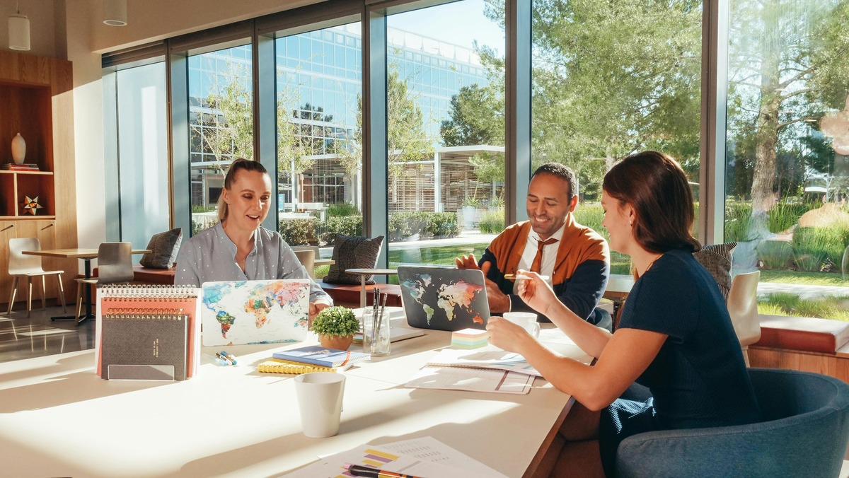 Die Vorteile der Büroarbeit im Vergleich zum Home-Office